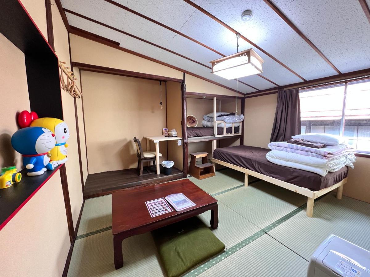 Hostel Murasaki Ryokan Takayama  Exterior foto