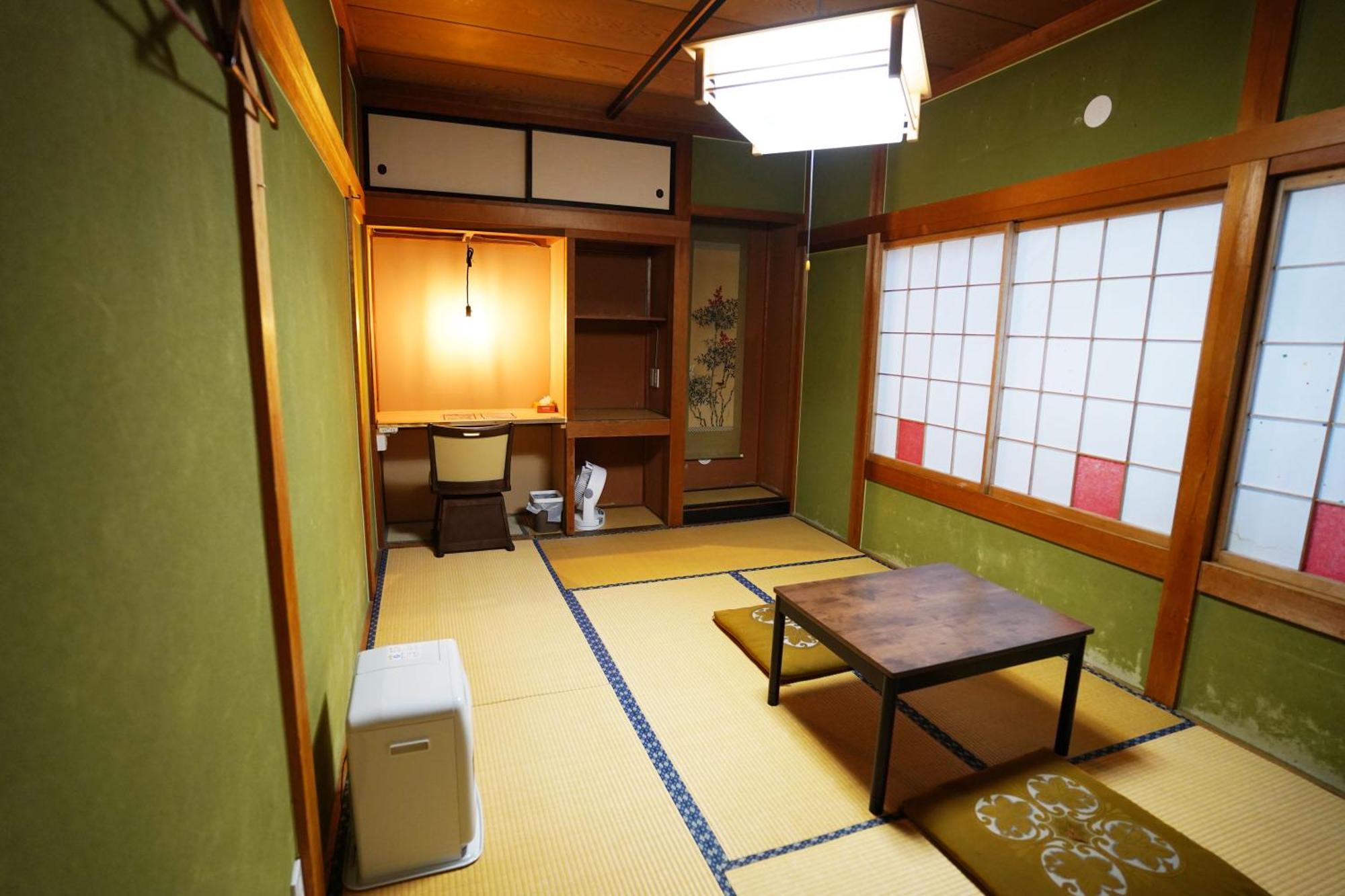 Hostel Murasaki Ryokan Takayama  Exterior foto